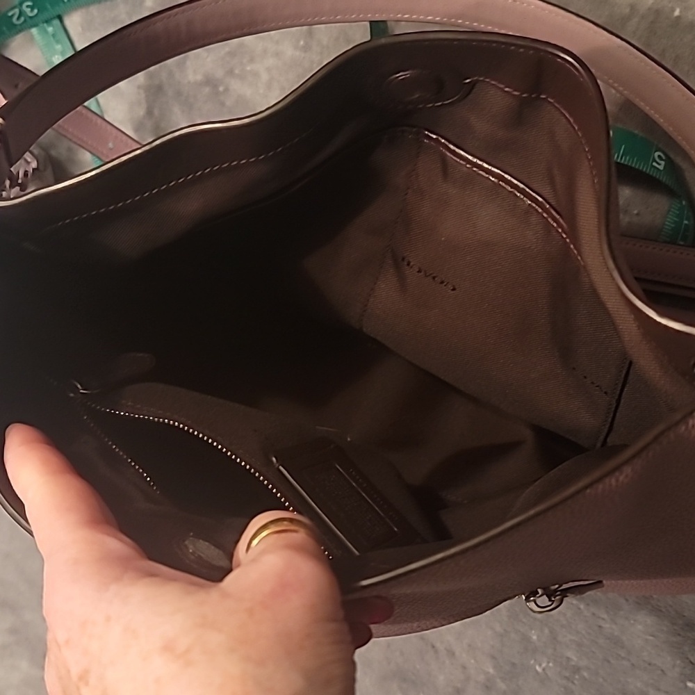 0601. EUC ~ Coach Clarkson Hobo #24947 ~ In the most luscious "Jasmine" lilac! - Picture 9 of 11